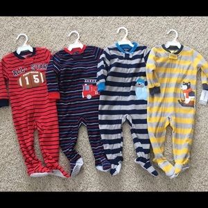 NWT carter's boys footed fleece pajamas